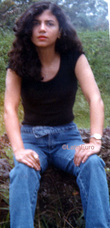 Date this beautiful Brazil girl Leila from BELO HORIZONTE B8351