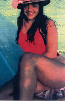 Date this young Brazil girl Claudine from SAO PAULO B8376