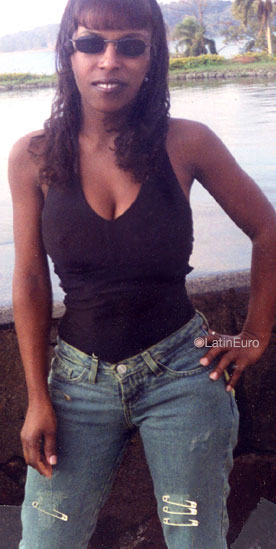 Date this gorgeous Brazil girl Jucileide from SAO PAULO B8404