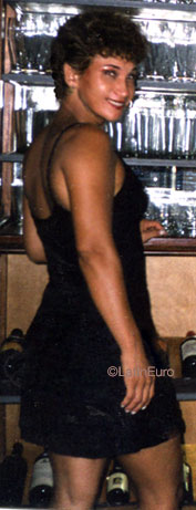 Date this hot Brazil girl Rosangela from RIO DE JANEIRO B8415