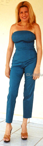 Date this beautiful Brazil girl Maria from RIO BRANCO B8446