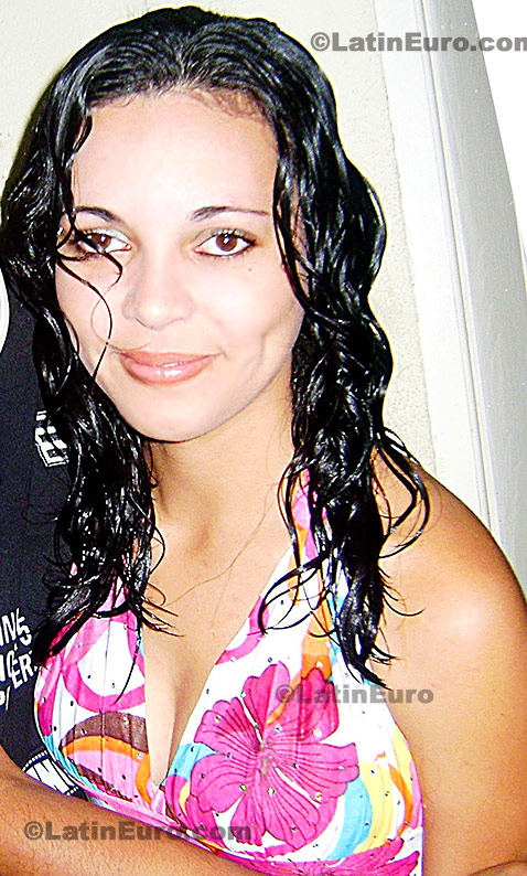 Date this happy Brazil girl Rosangela from  B85