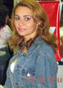Date this nice looking Brazil girl Beatriz from Manaus B860