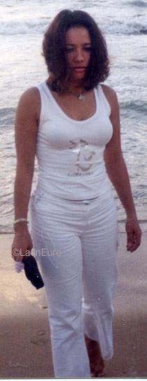 Date this hard body Brazil girl Maria from BELO JARDIM B8686