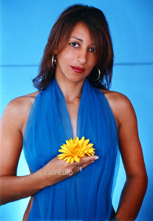 Date this athletic Brazil girl Aparecida from VITORIA B8695