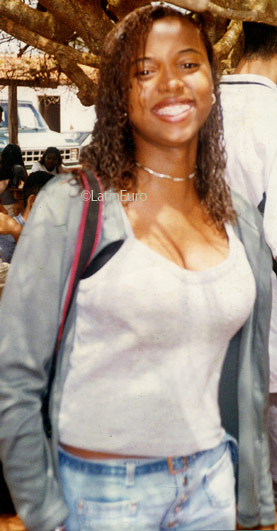 Date this good-looking Brazil girl Edineide from SALVADOR B8697