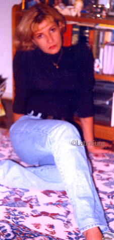 Date this fun Brazil girl Elizabeth from BRASILIA B8712