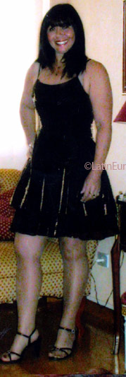 Date this beautiful Brazil girl Gecy from CURITIBA B8717