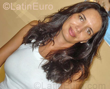 Date this stunning Brazil girl Simone from Ribeirao Preto B960
