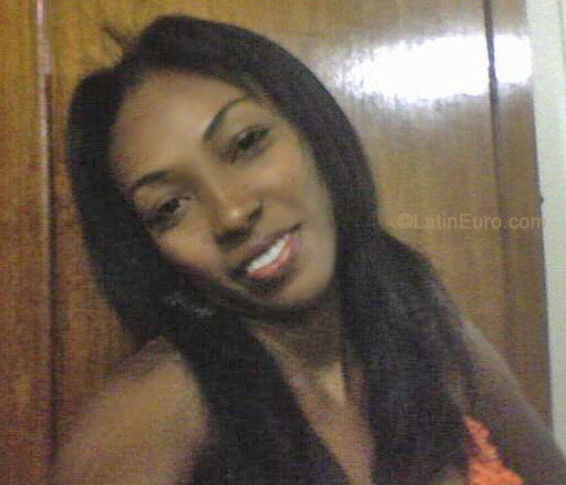 Date this sultry Colombia girl Diana from Cali  C7952