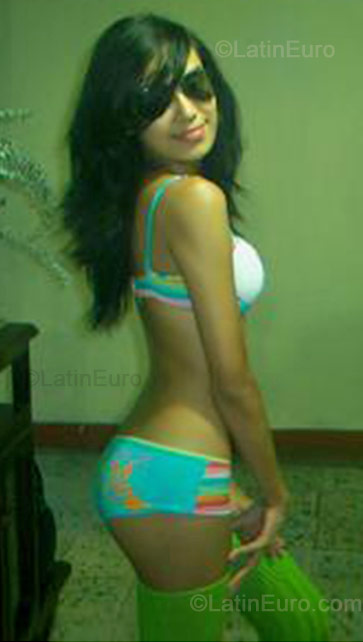 Date this nice looking Colombia girl Stephany from Medellin C7973