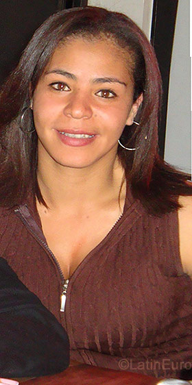 Date this georgeous Colombia girl Milena from  C7978