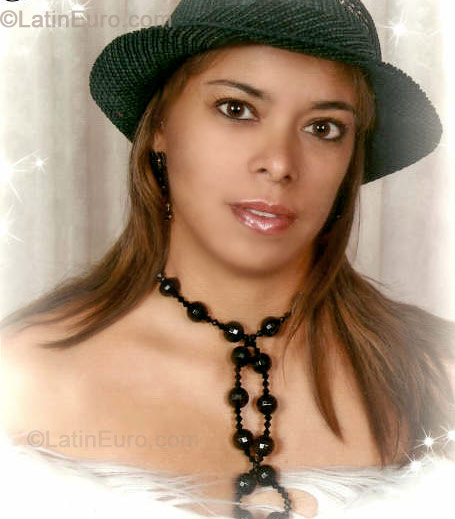 Date this hot Colombia girl Beatriz from Medellin C7988