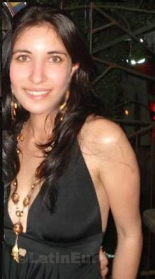 Date this sultry Colombia girl Angela from Bogota C8188