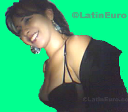 Date this young Colombia girl Sandra from Medellin C8334