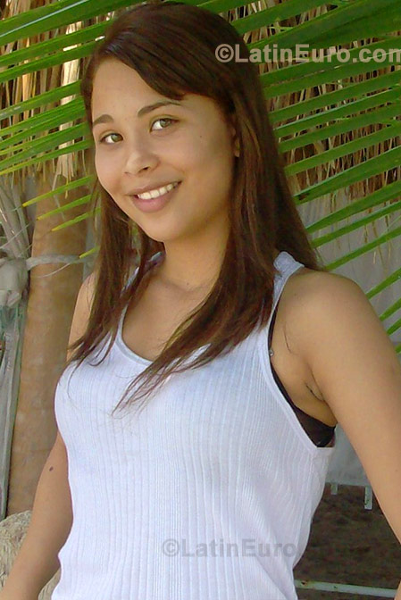 Date this exotic Colombia girl Kimberly from  C8355