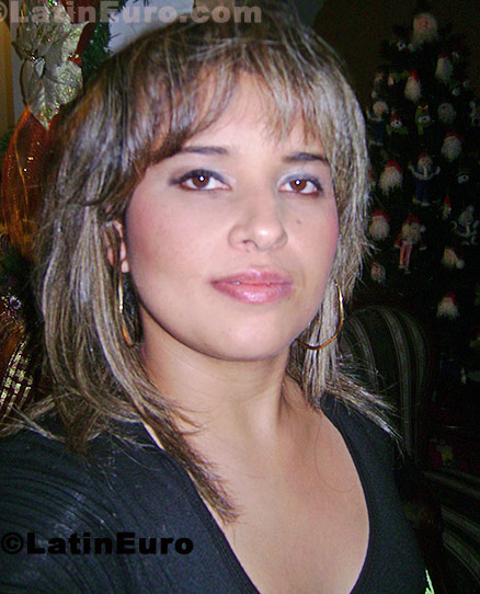 Date this georgeous Colombia girl C8468 from Ibague C8468