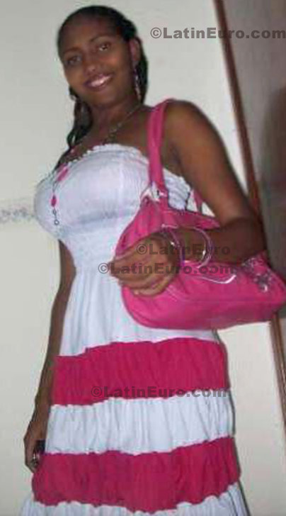 Date this tall Colombia girl Rosy from Barranquilla C8584