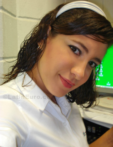 Date this tall Colombia girl Lilia from Cartagena C8627