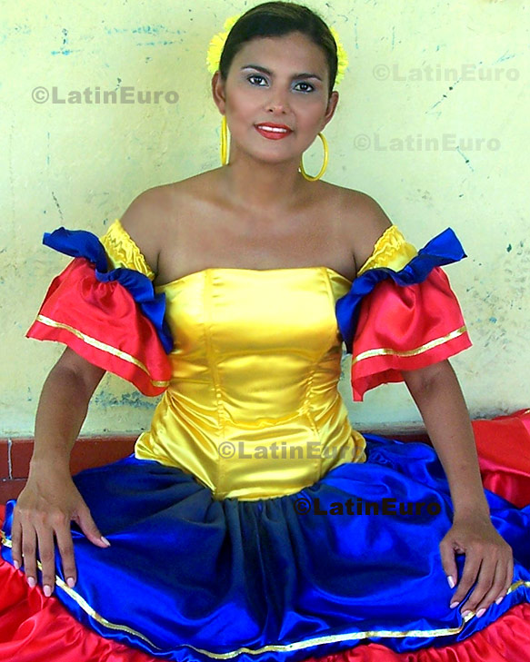 Date this hot Colombia girl Marly from  C8692