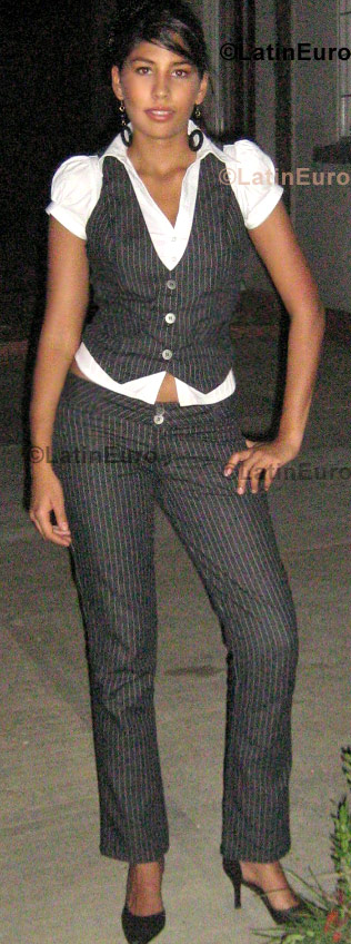 Date this georgeous Colombia girl Oriana from Cucuta C8783