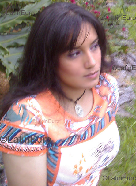 Date this good-looking Colombia girl Juliana from Medellin C8896