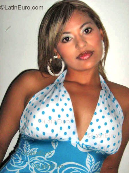 Date this happy Colombia girl Sandra from Valledupar C9065