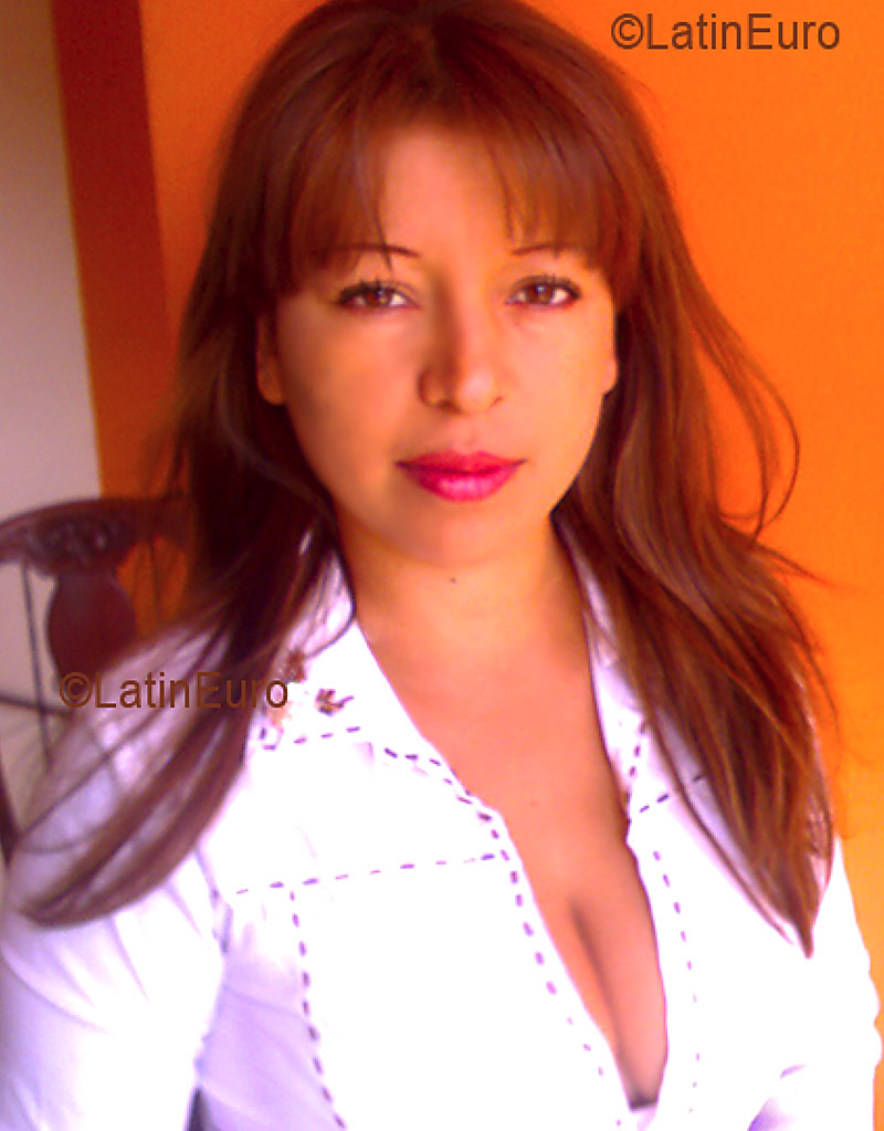 Date this happy Colombia girl Omaira from Ibague C9115