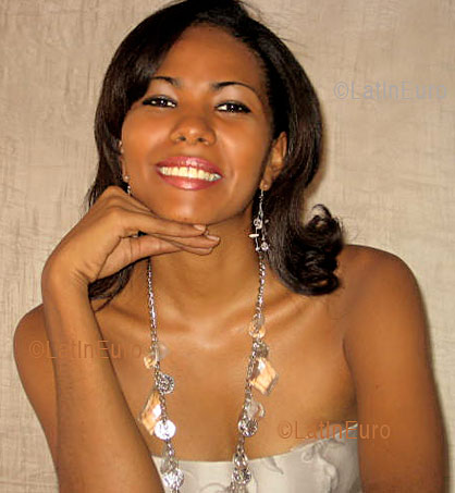 Date this foxy Colombia girl Oney from  C9266