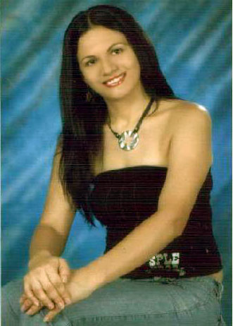 Date this happy Colombia girl Sandra from Cali C9373