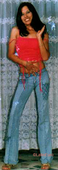Date this gorgeous Colombia girl Leslie from Bogota C9437