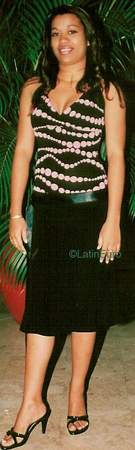 Date this georgeous Colombia girl Karina from  C9461