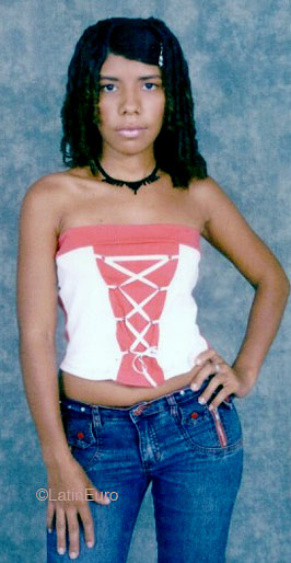 Date this georgeous Colombia girl Thania from Cartagena C9474
