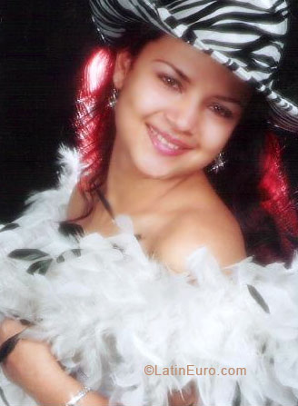 Date this tall Colombia girl Yuly from Cartago C9485