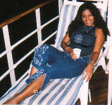Date this attractive Colombia girl Pilar from Cartagena C9587