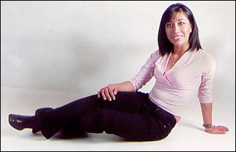 Date this athletic Colombia girl Claudia from  C9741