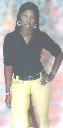 Date this gorgeous Colombia girl Tatiana from Cali C9779