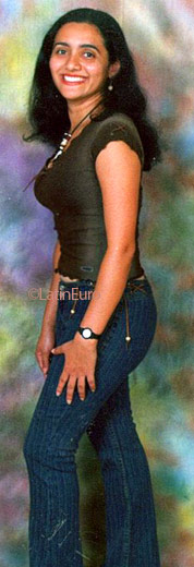 Date this delightful Colombia girl Erly from Cali C9910