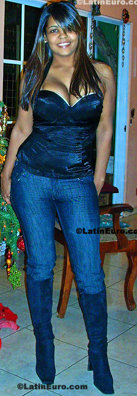 Date this sensual Any Country girl Rosa from Santo Domingo N-1145