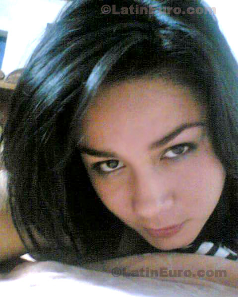 Date this cute Peru girl Karen from Bagua Grande N-1147
