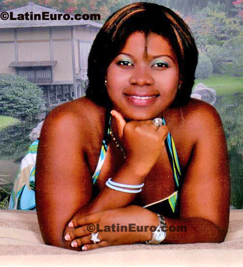 Date this passionate Dominican Republic girl Rose from Santo Domingo N-1159