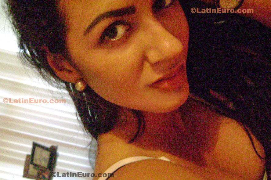Date this young Mexico girl Lizeth from  N-1167
