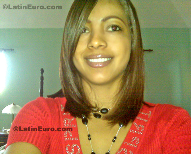 Date this gorgeous Dominican Republic girl Glenys- from  N-1206