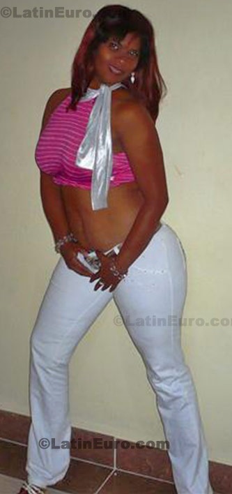 Date this young Dominican Republic girl Rhina from Santo Domingo N-1232