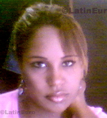 Date this foxy Dominican Republic girl Jhoanna from Santiago N-1253