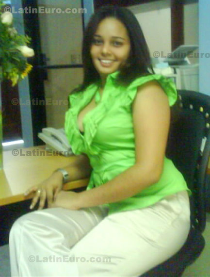 Date this cute Dominican Republic girl Maria from Santo Domingo N-1369