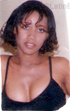 Date this lovely Dominican Republic girl Elisania from Santo Domingo N-1552