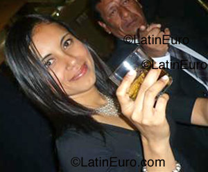 Date this tall Peru girl Vanessa from Chiclayo N-208