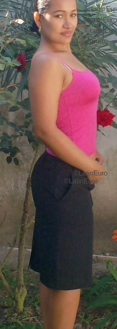 Date this sultry Honduras girl Sandra from Comayagua N-236