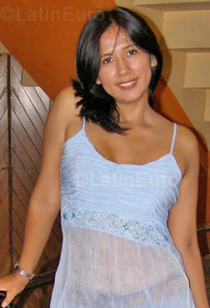 Date this beautiful Peru girl Patricia from Ayacucho N-384
